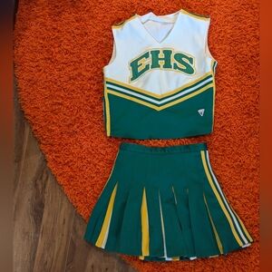 Cheerleader outfit